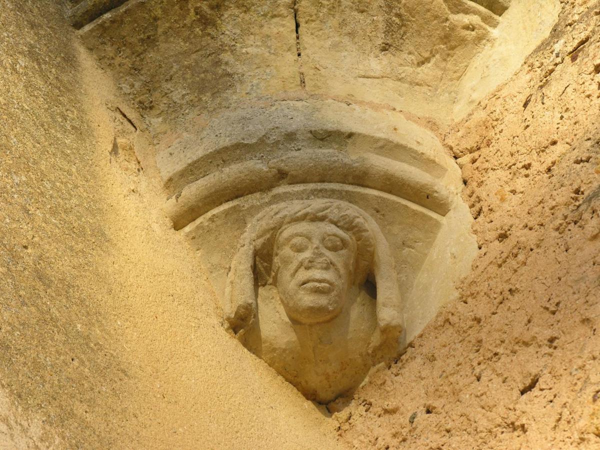 Chateau De La Barre Conflans-sur-Anille Bagian luar foto